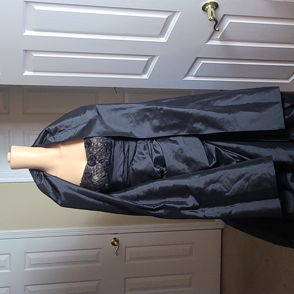 MONIQUE LHUILLIER STRAPLESS DRESS WITH WRAP - Picture 6 of 9